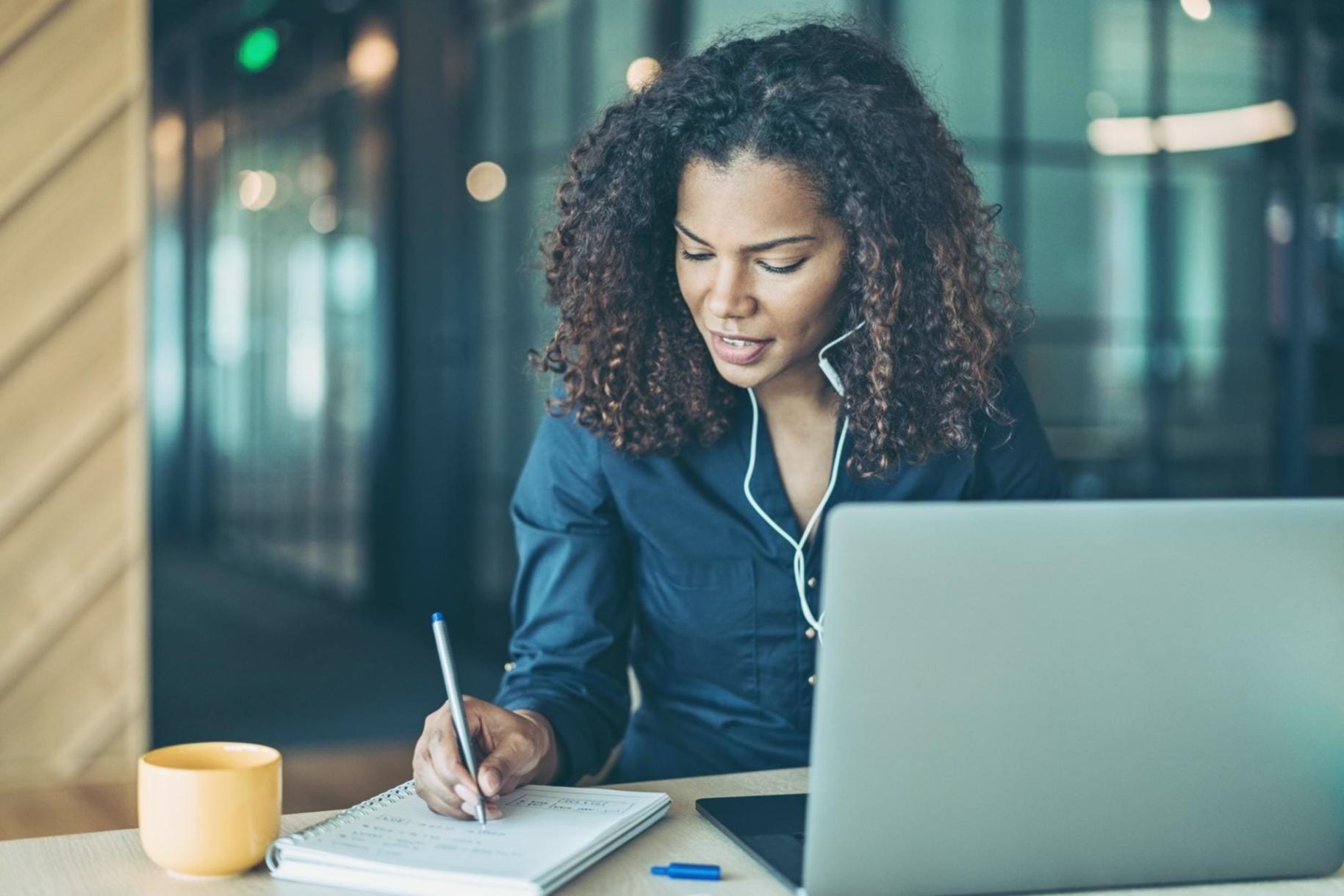 Materiály pro analýzu investic